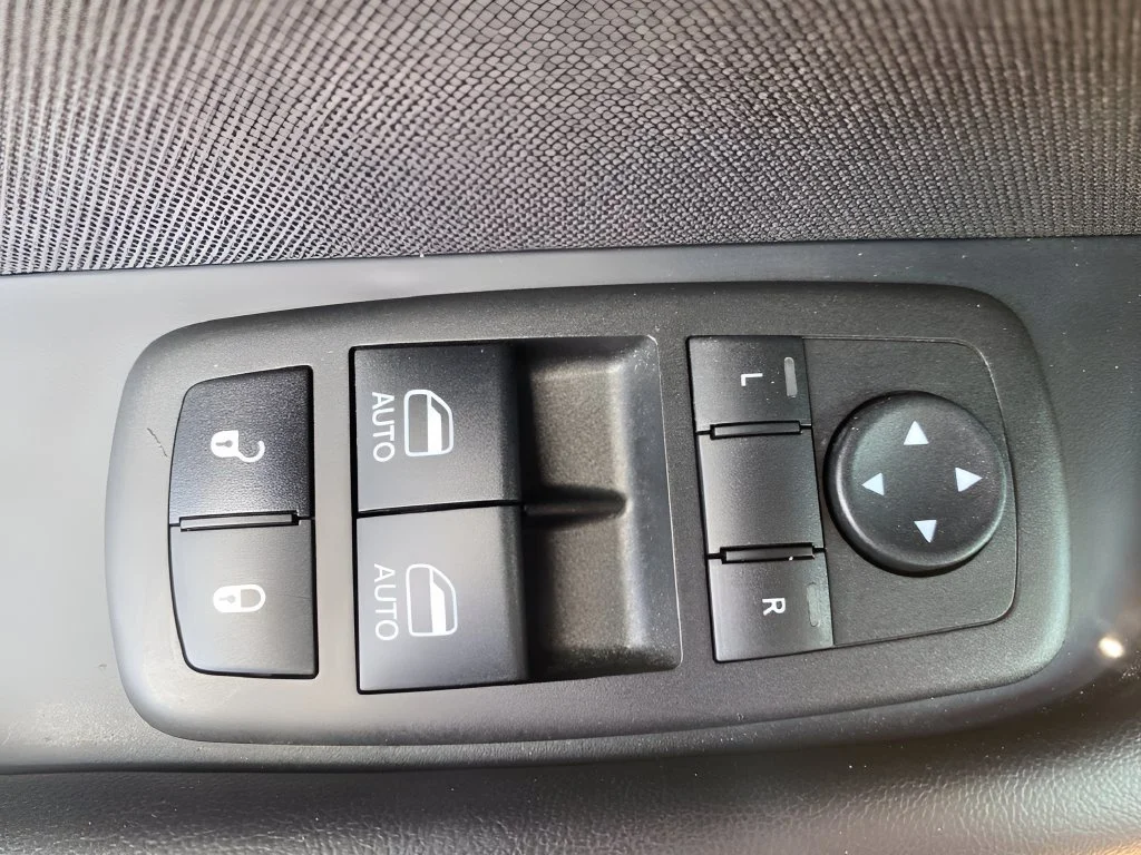 Used 2023  Dodge R/T image 10