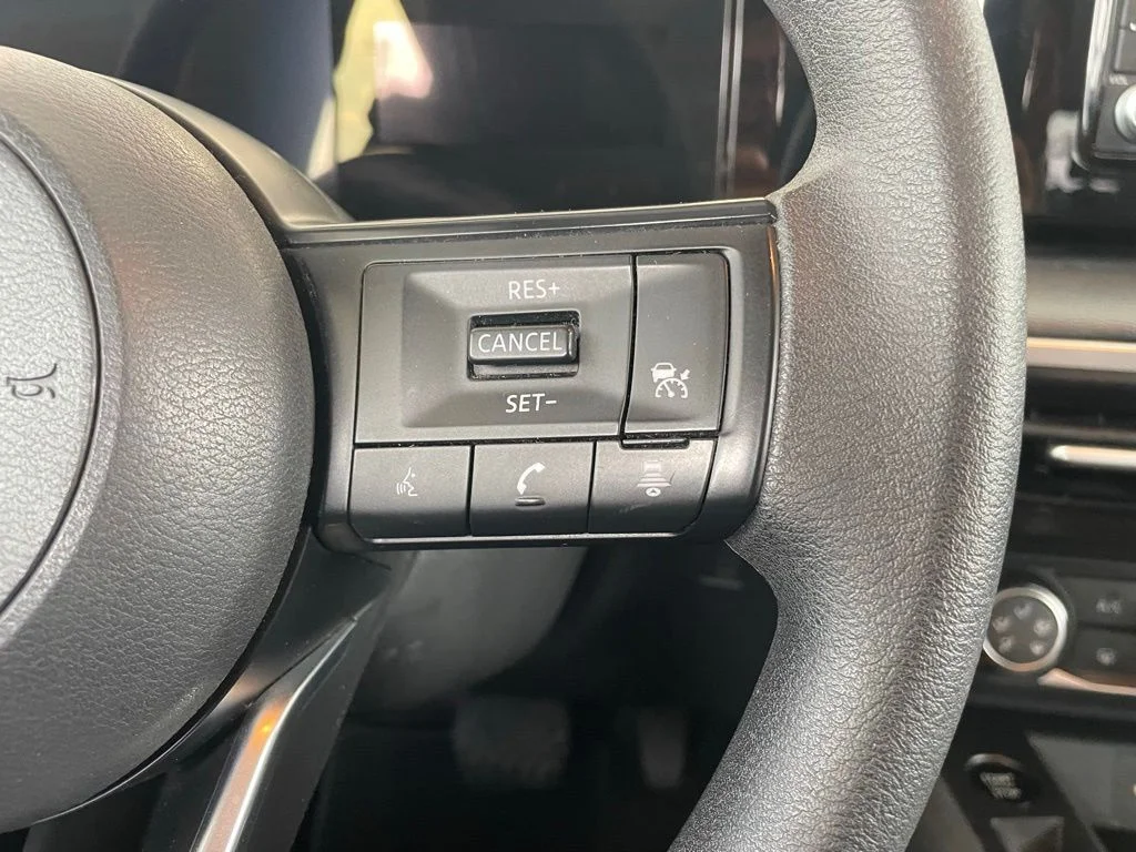 Used 2025 Blue Nissan S image 14