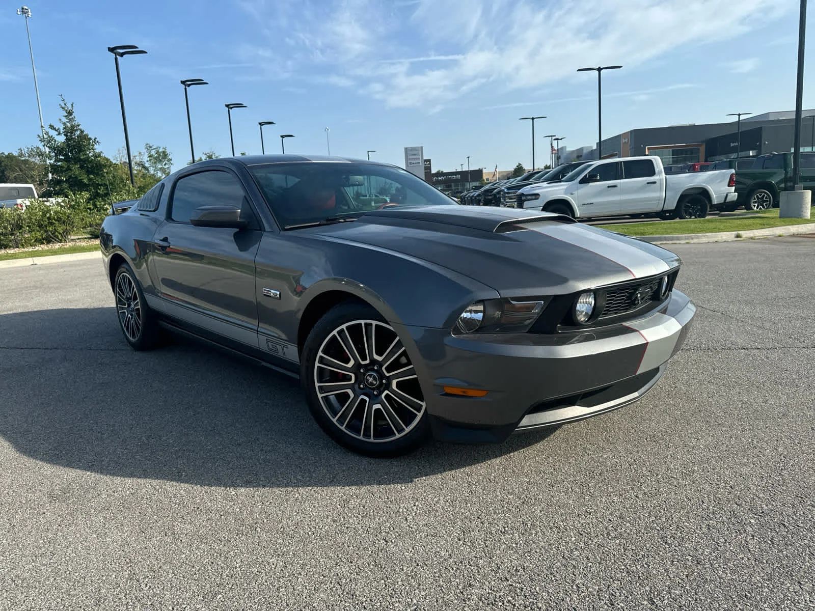 Used 2010 GRAY Ford GT Premium image 3