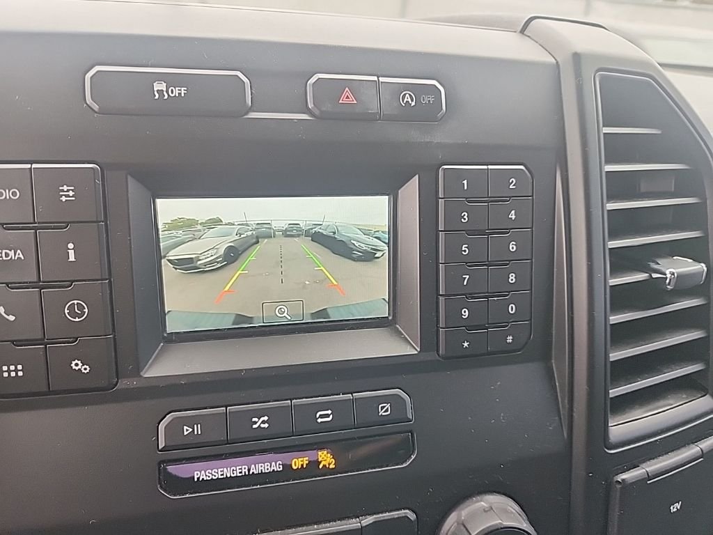 Used 2020 Blue Ford XL image 23