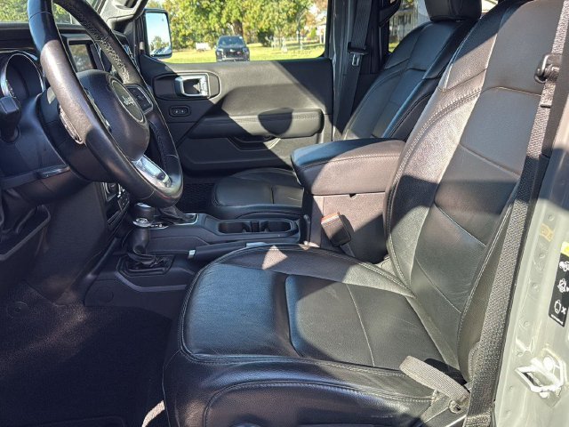 Used 2022 Gray Clearcoat Jeep Unlimited Sahara Altitude image 29