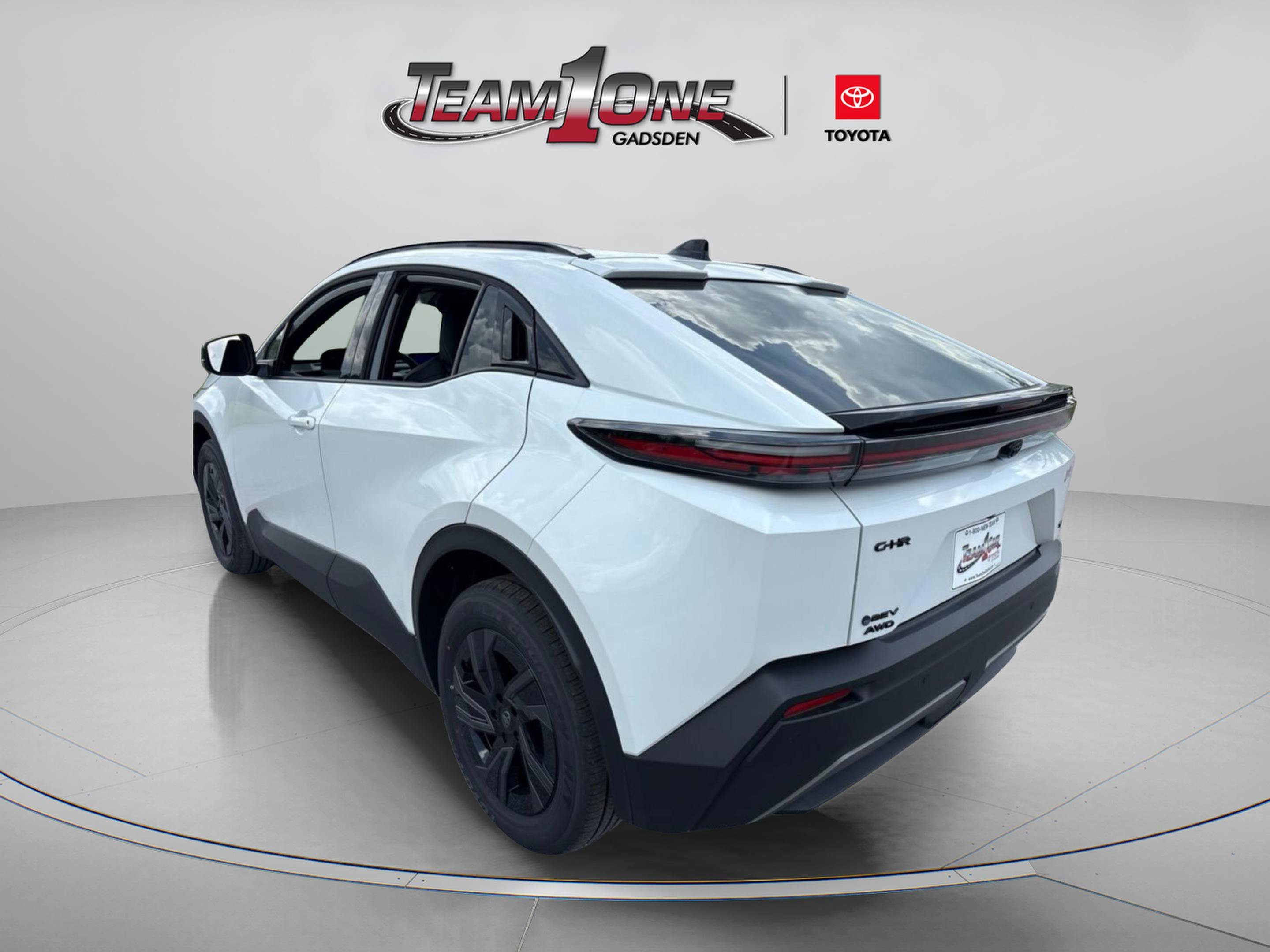 New 2026 Wind Chill Pearl Toyota SE image 4