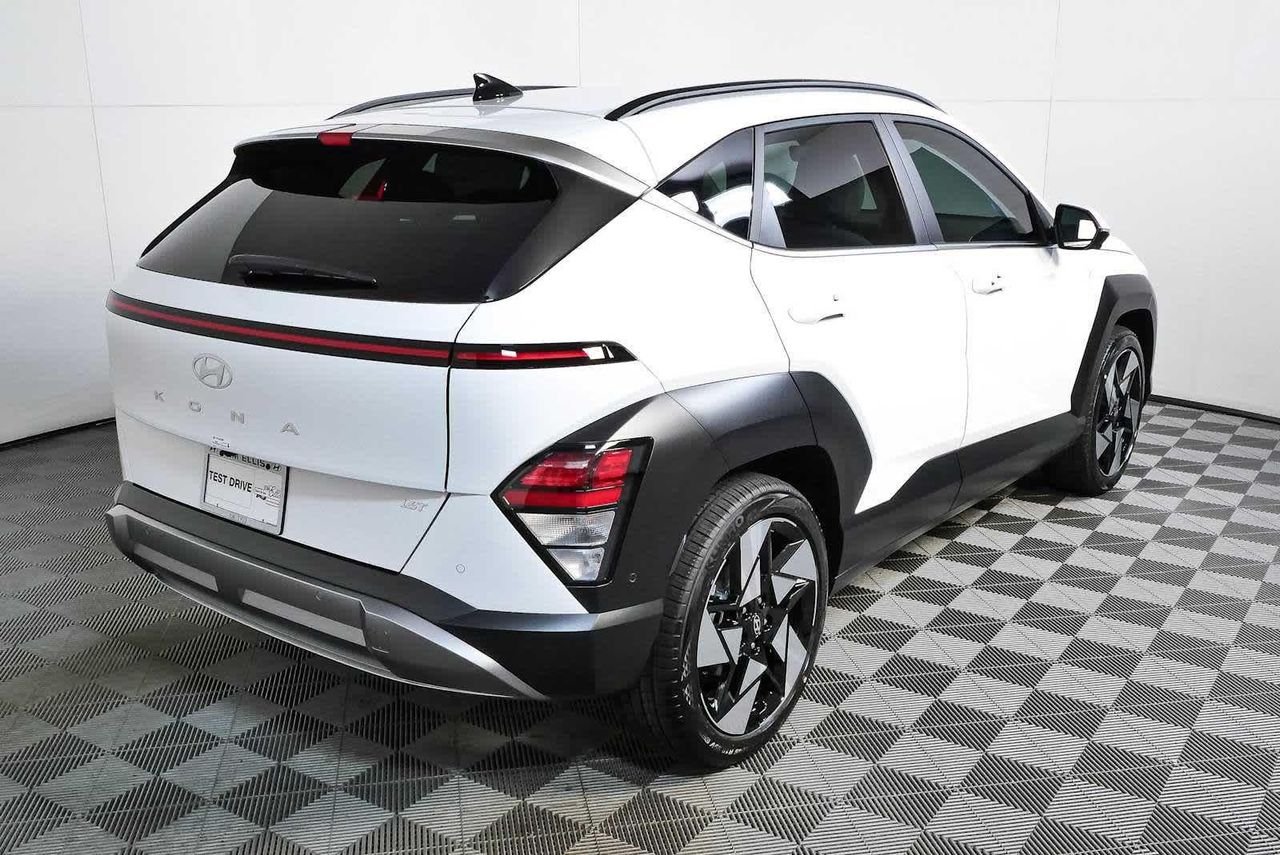 New 2026 Atlas White Hyundai Limited FWD image 39