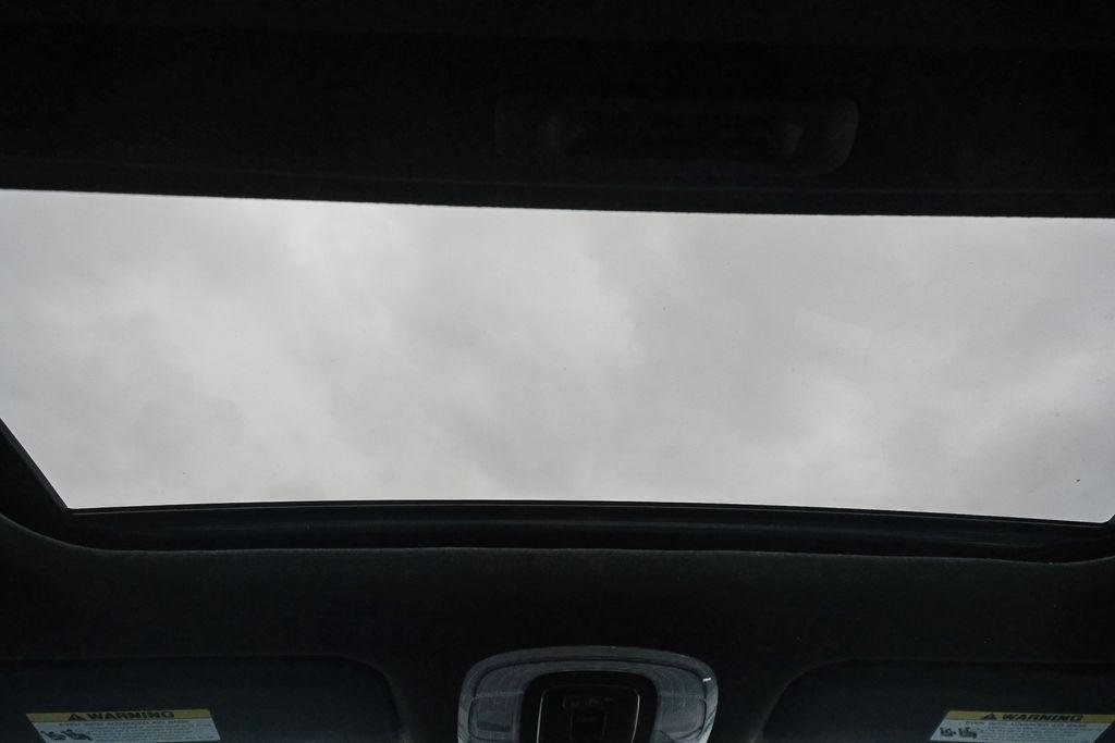 2025 Hyundai Elantra N Line - Photo 19