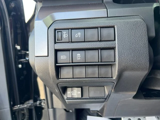 2026 Toyota Tacoma TRD Sport - Photo 16