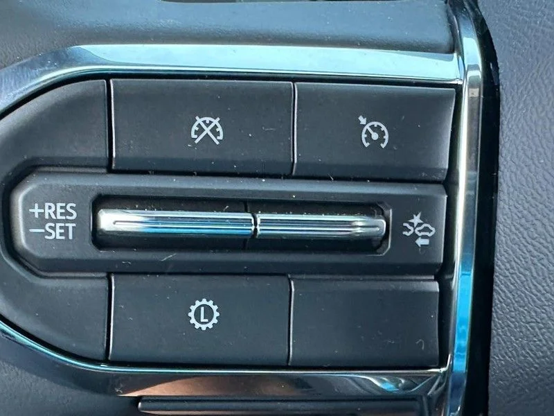 2026 GMC Acadia Elevation - Photo 14