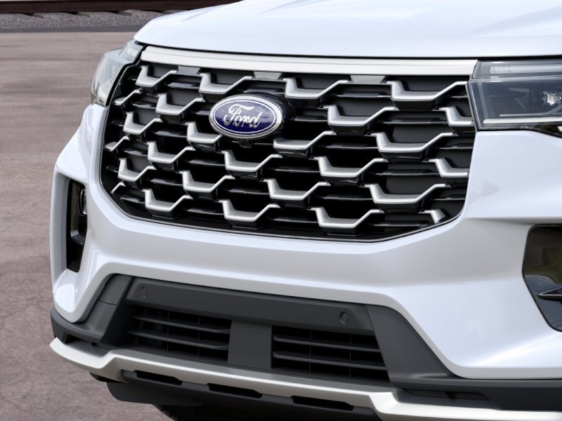 New 2027 Star White Metallic Tri-Coat Ford Platinum™ image 17