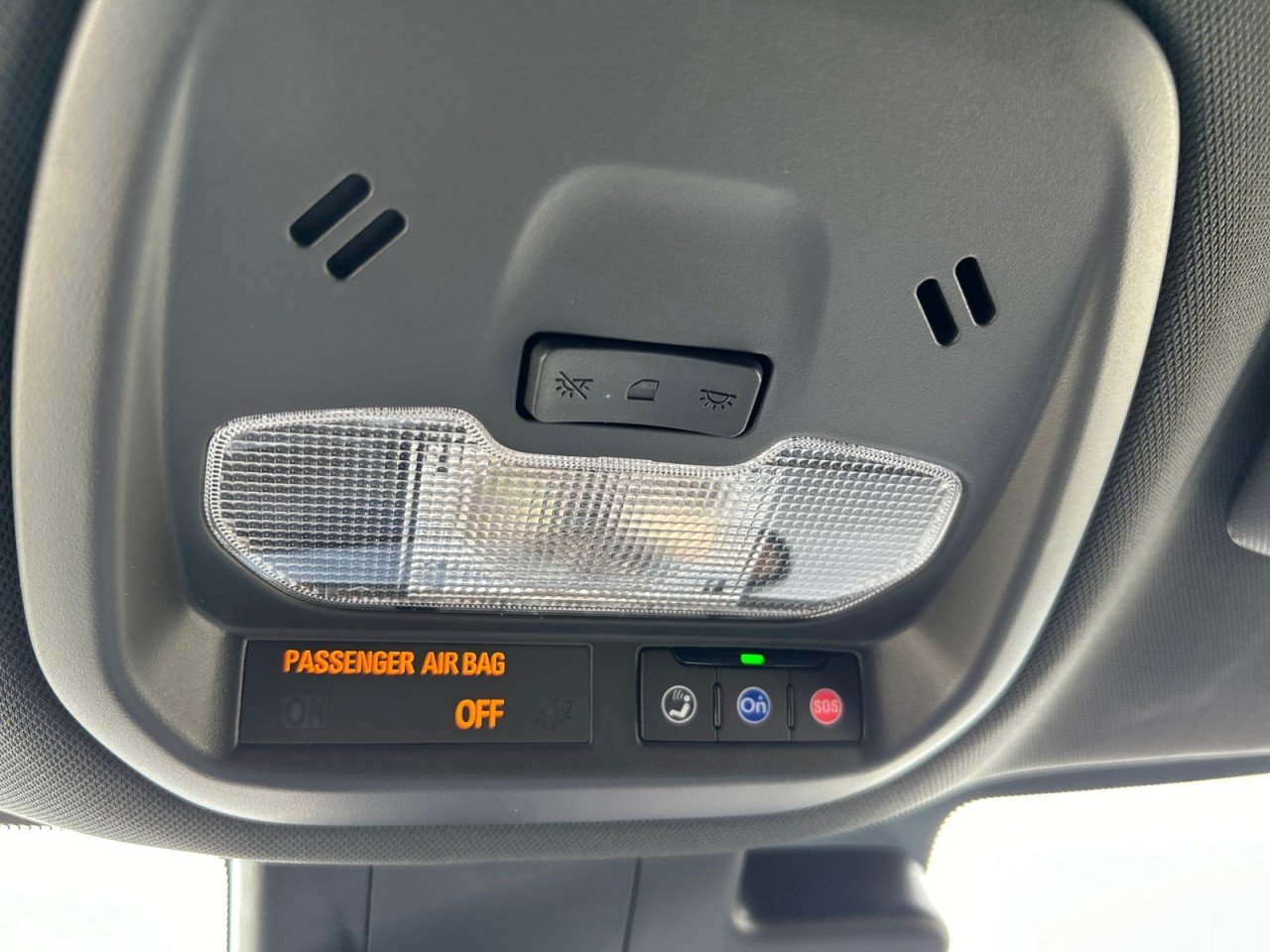 2026 Chevrolet Trax RS - Photo 14