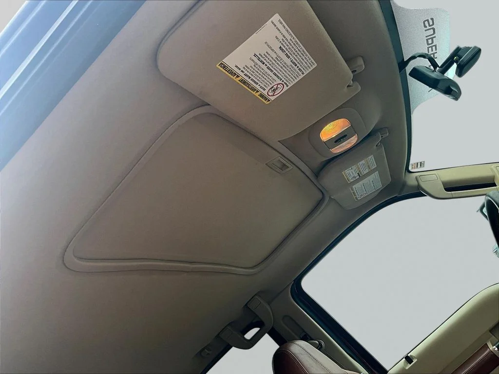 Used 2008 Red Ford  image 21