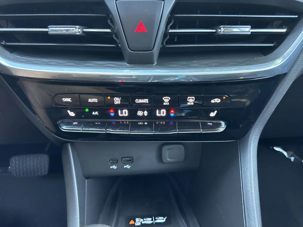 Used 2024 Cinnabar Metallic Buick Avenir image 18