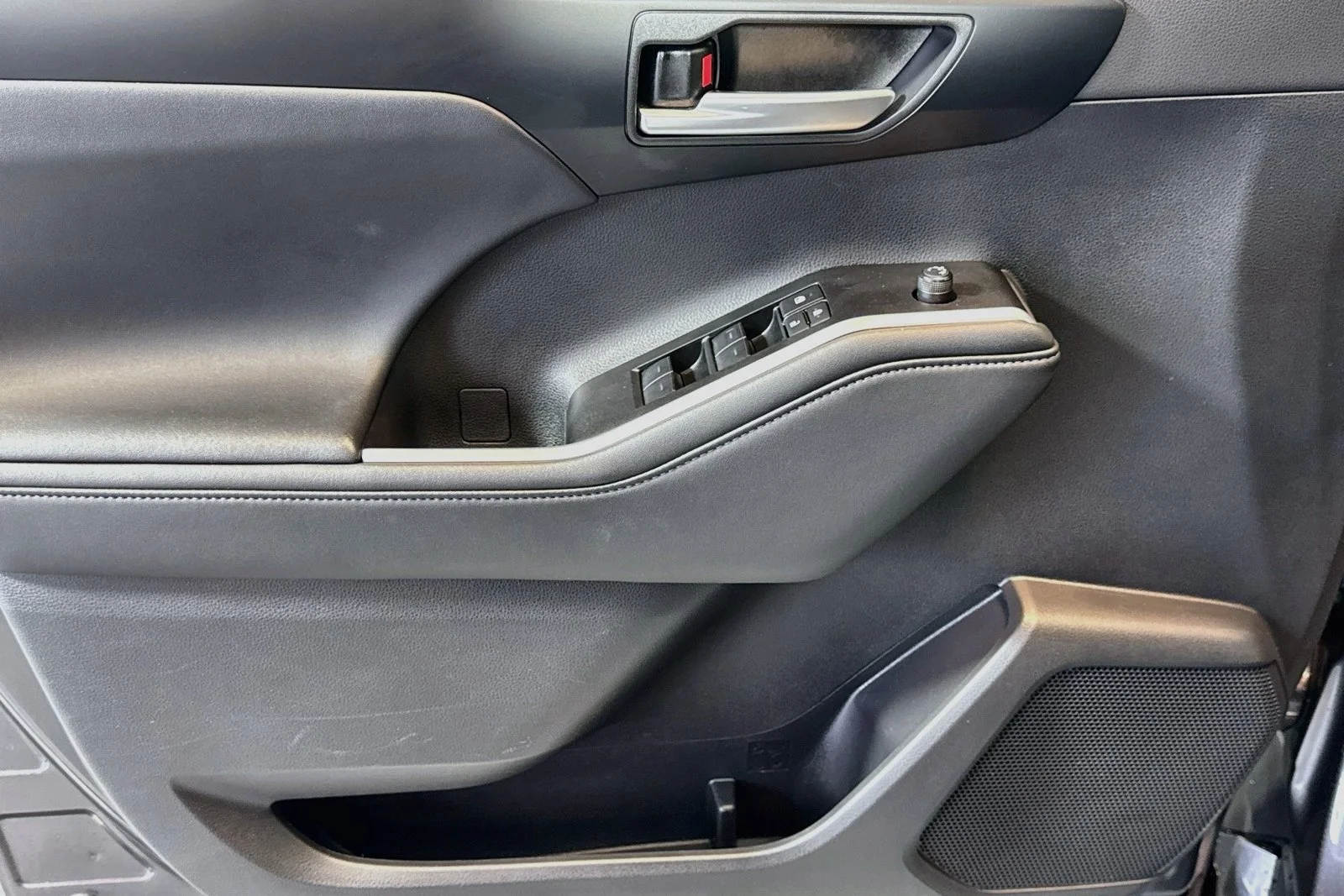 Used 2025 Gray Toyota XSE image 17