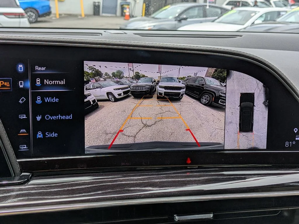 Used 2023 Silver Cadillac Sport image 26