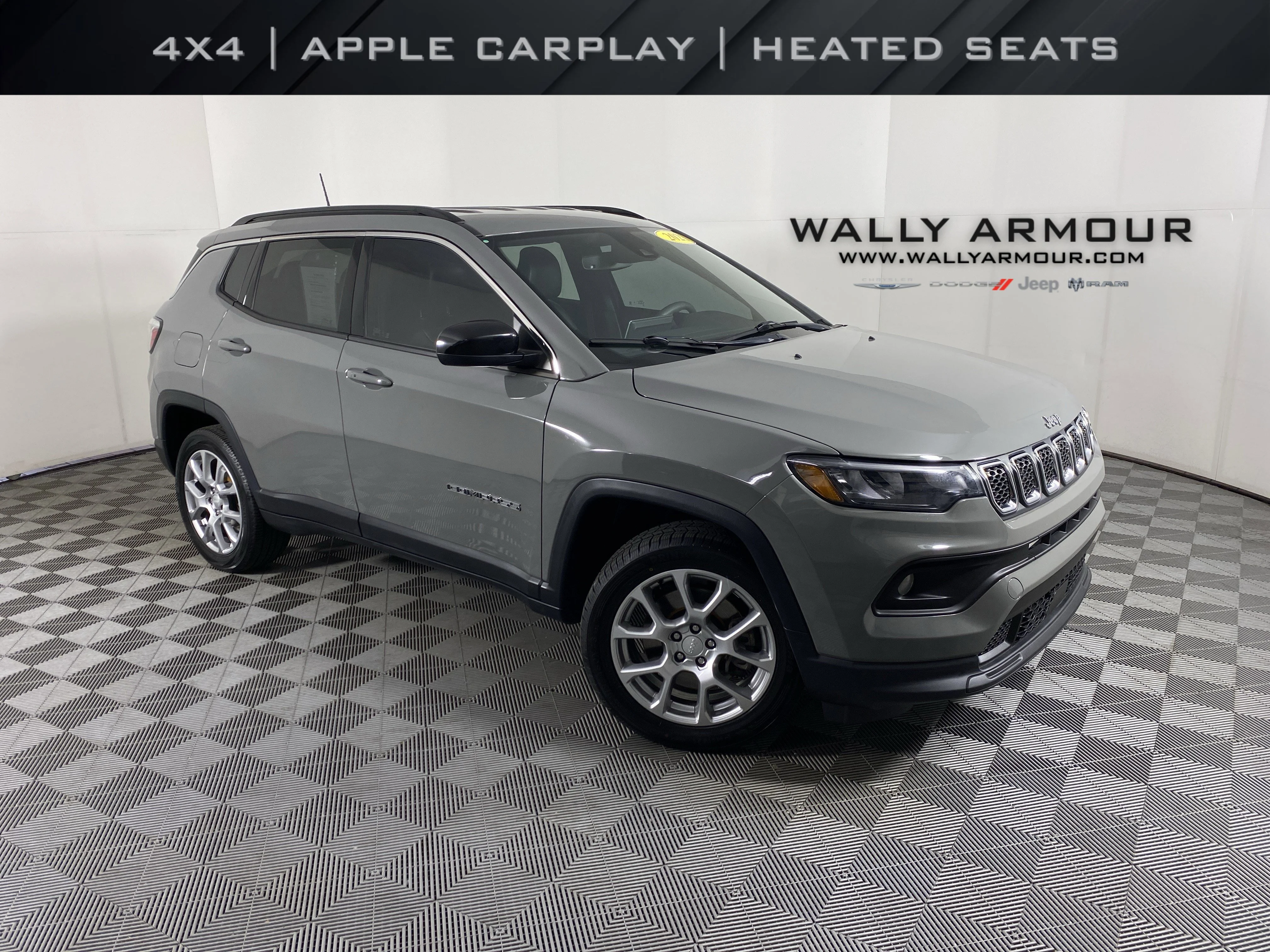 2023 Jeep Compass Latitude Lux 4X4's photo
