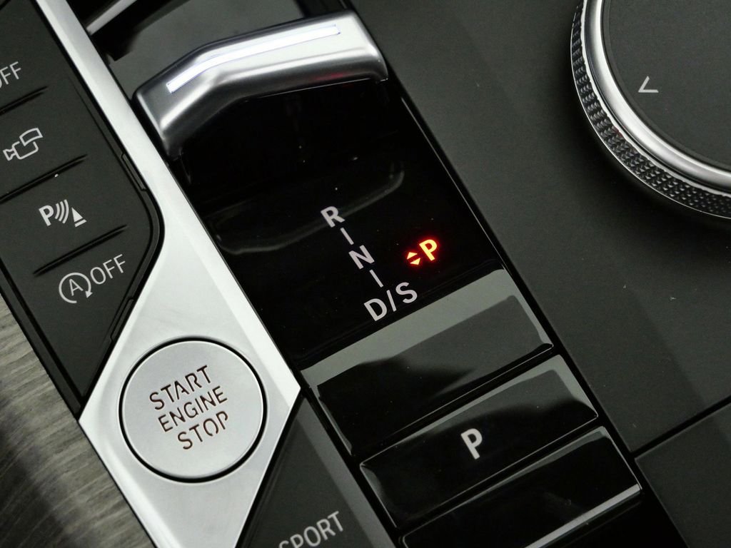 2026 BMW 3 Series 330i - Photo 46