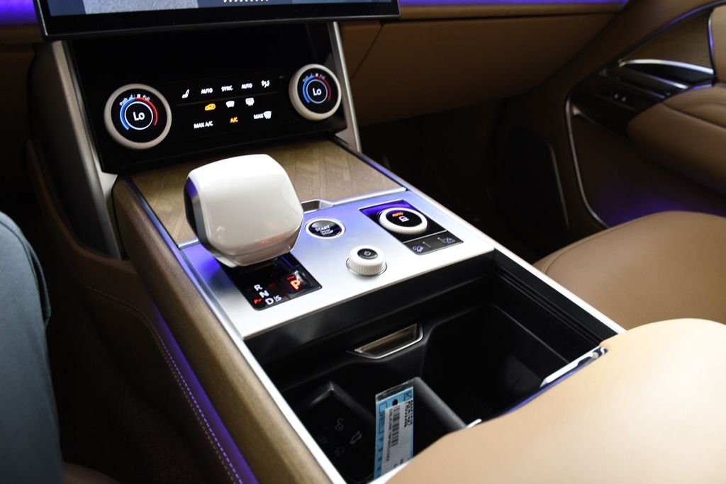 Used 2023 Icy White SV Bespoke Special Effect Gloss Land Rover SV image 32
