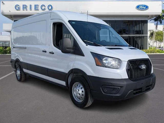 New 2026 Oxford White Ford Cargo Van image 15
