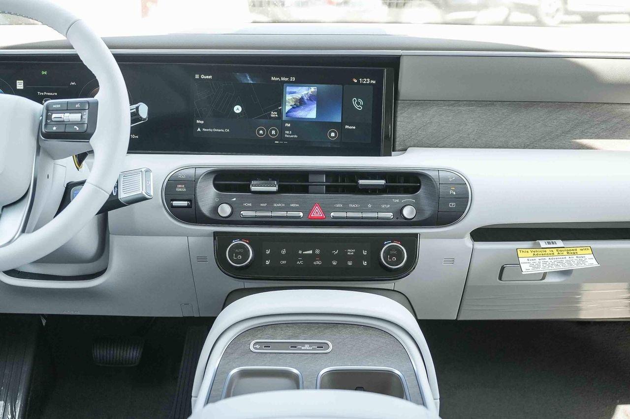 New 2026 Silver Hyundai SEL Premium image 42