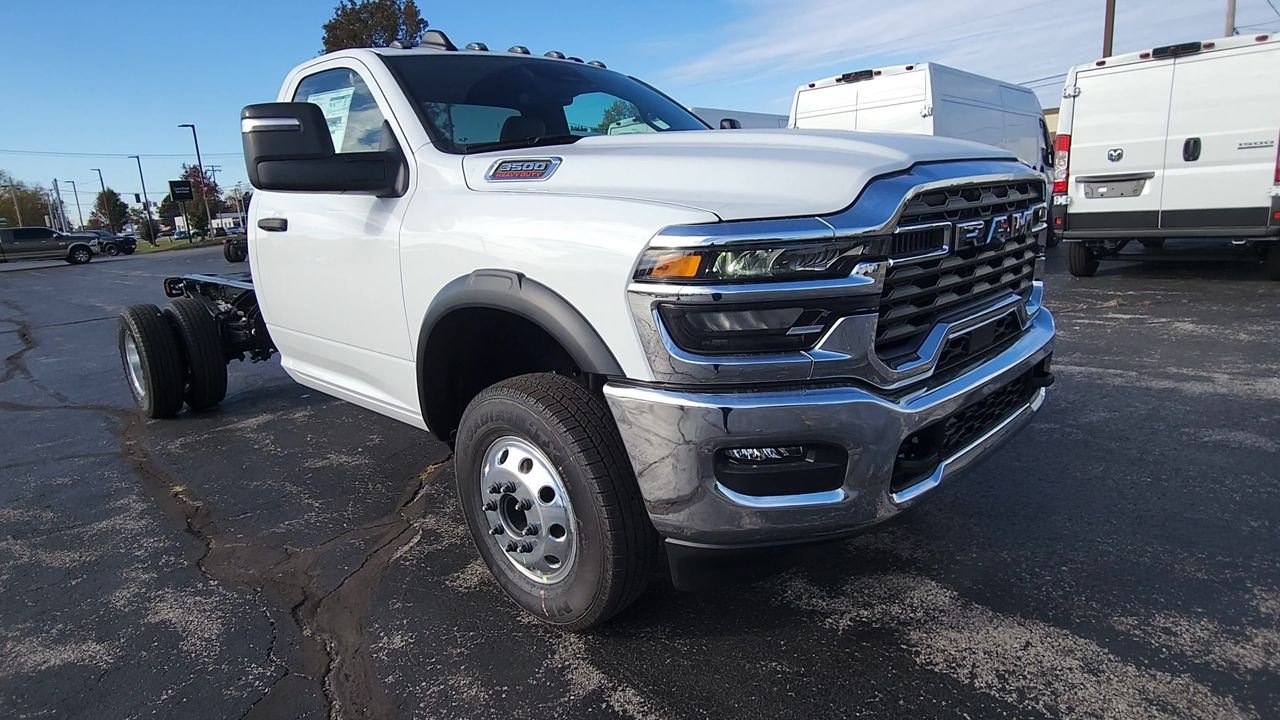 New 2026 Bright White Clearcoat RAM Tradesman image 2