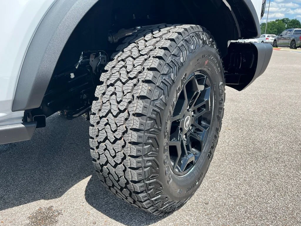 New 2026 White Ford Badlands image 6