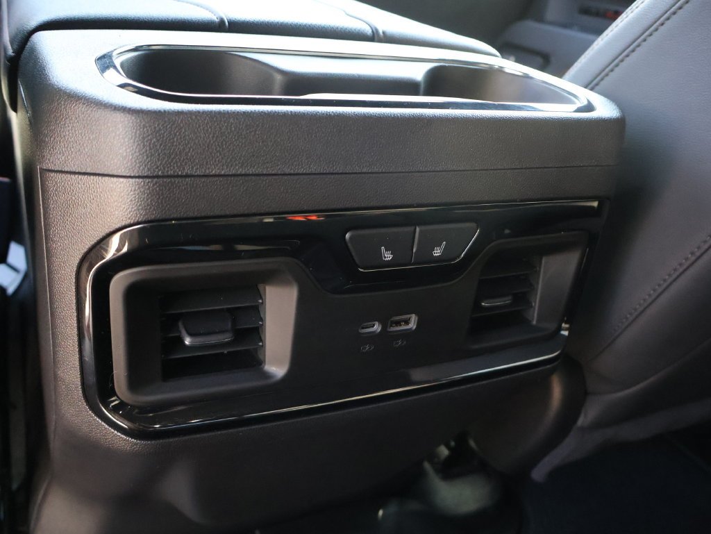 2025 GMC Sierra 1500 AT4 - Photo 10