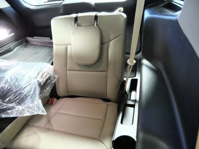 Used 2024 Green Ford XLT image 15