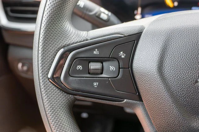 Used 2026 White Chevrolet LS image 23