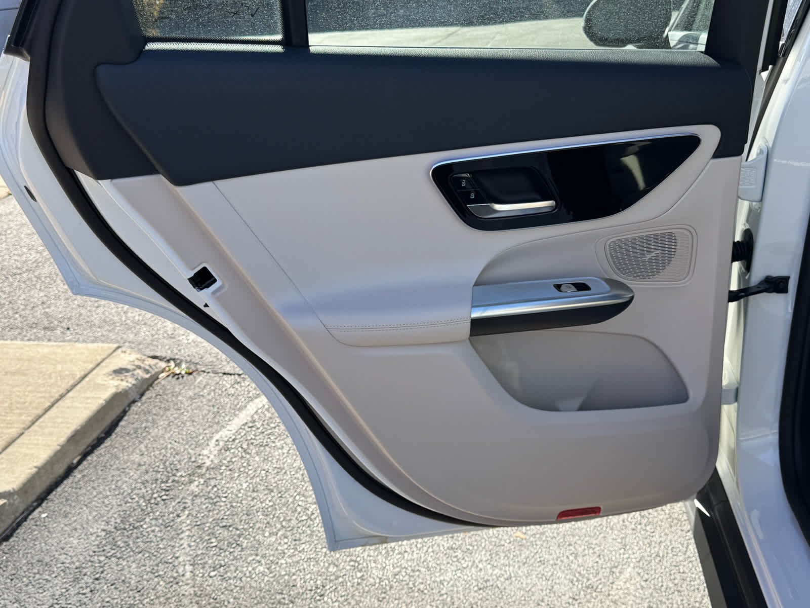 2026 Mercedes-Benz GLC Base - Photo 32