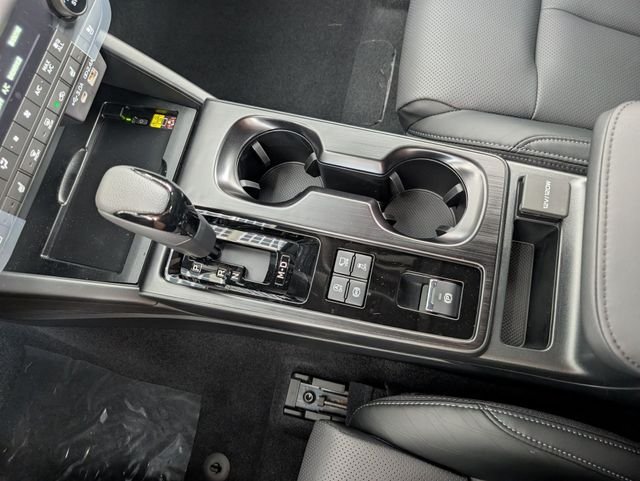 New 2026 ICE SILVER METALLIC Subaru Touring XT image 15