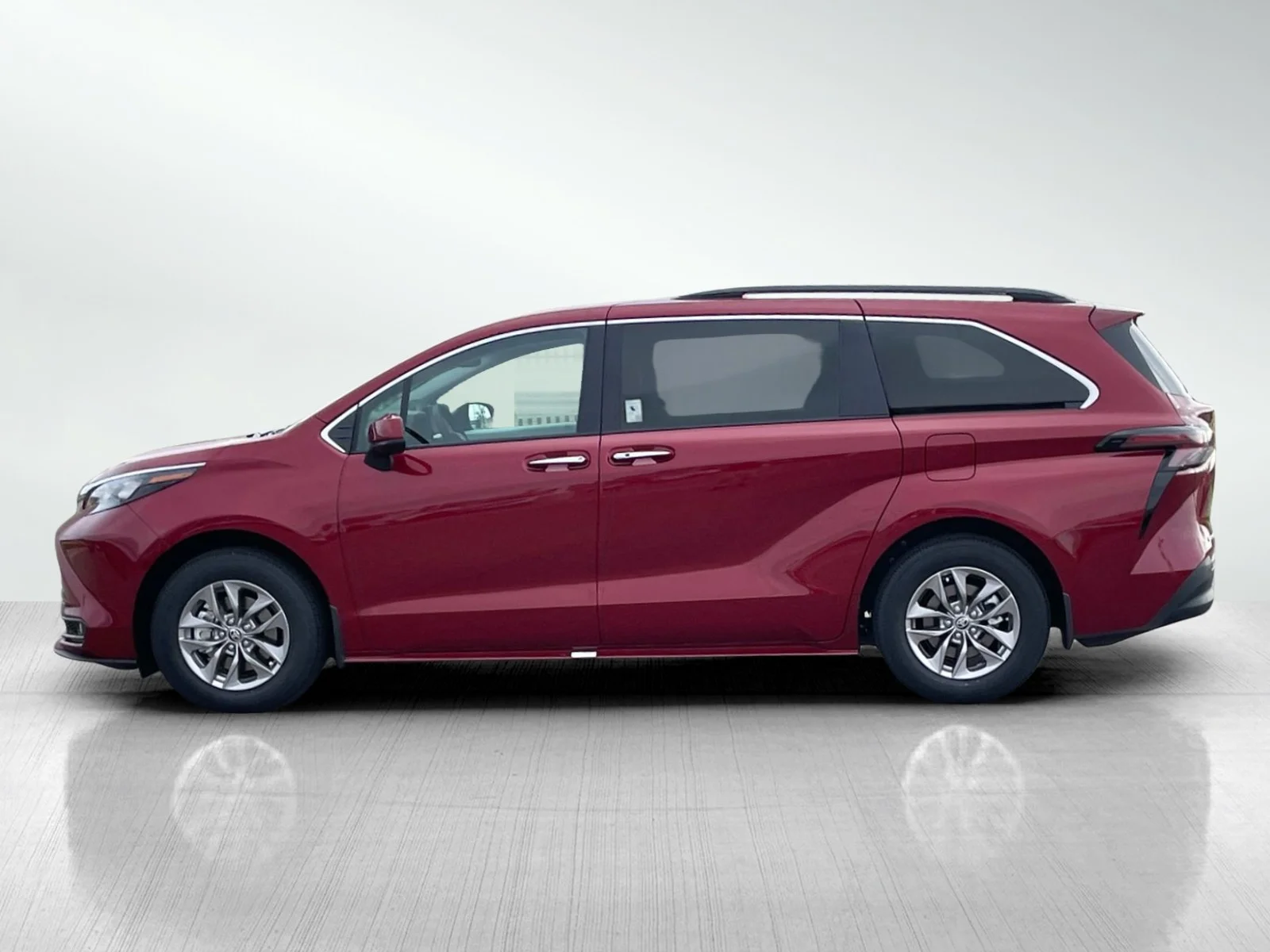 New 2026 Ruby Flare Pearl Toyota XLE image 6