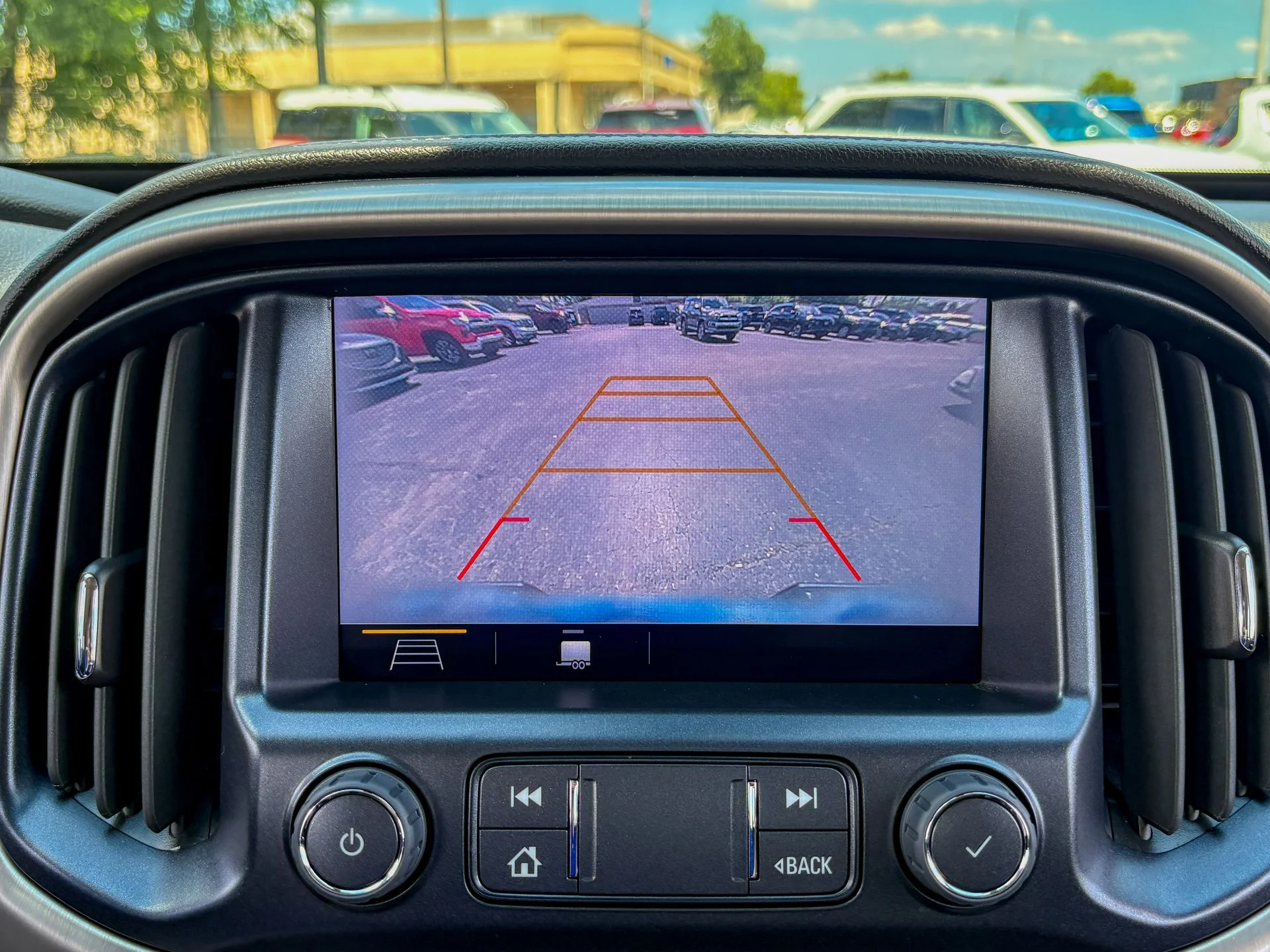 Used 2022 Gray GMC Denali image 25