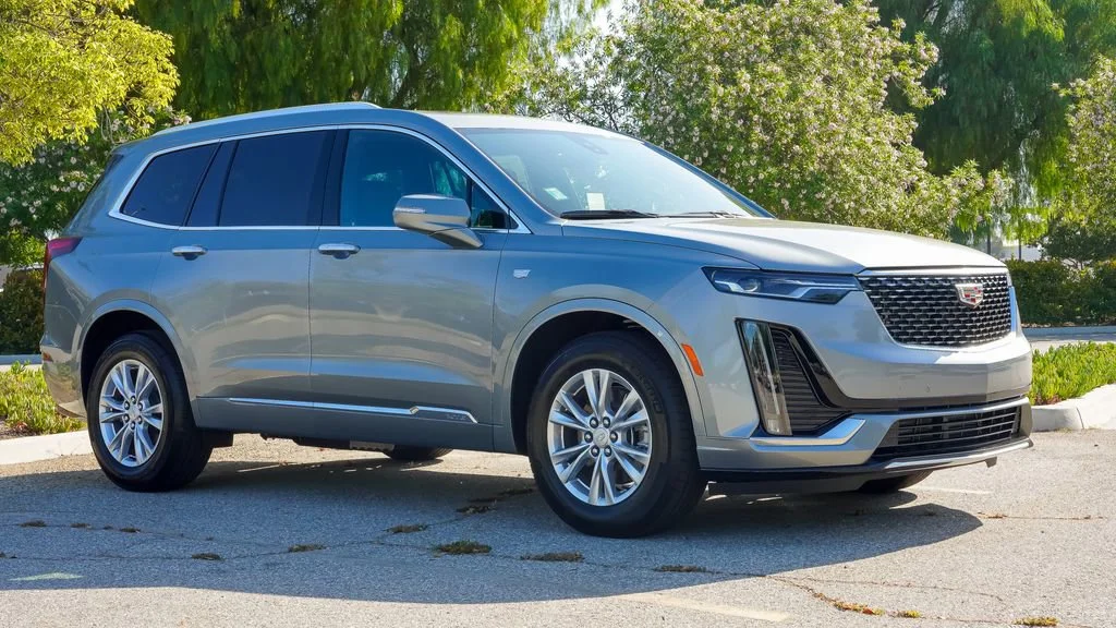 2025 Cadillac XT6 Luxury - Photo 6
