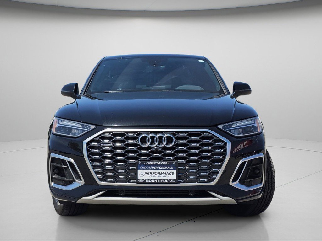 Used 2022 Black Metallic Audi 45 S line Premium image 3
