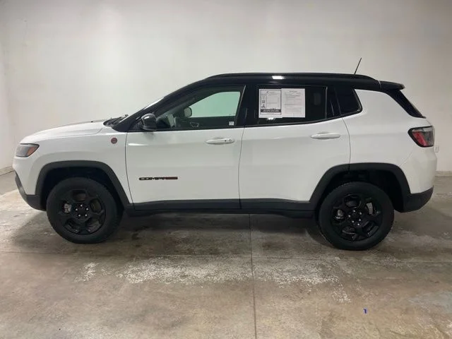 Used 2023 White Jeep Trailhawk image 5