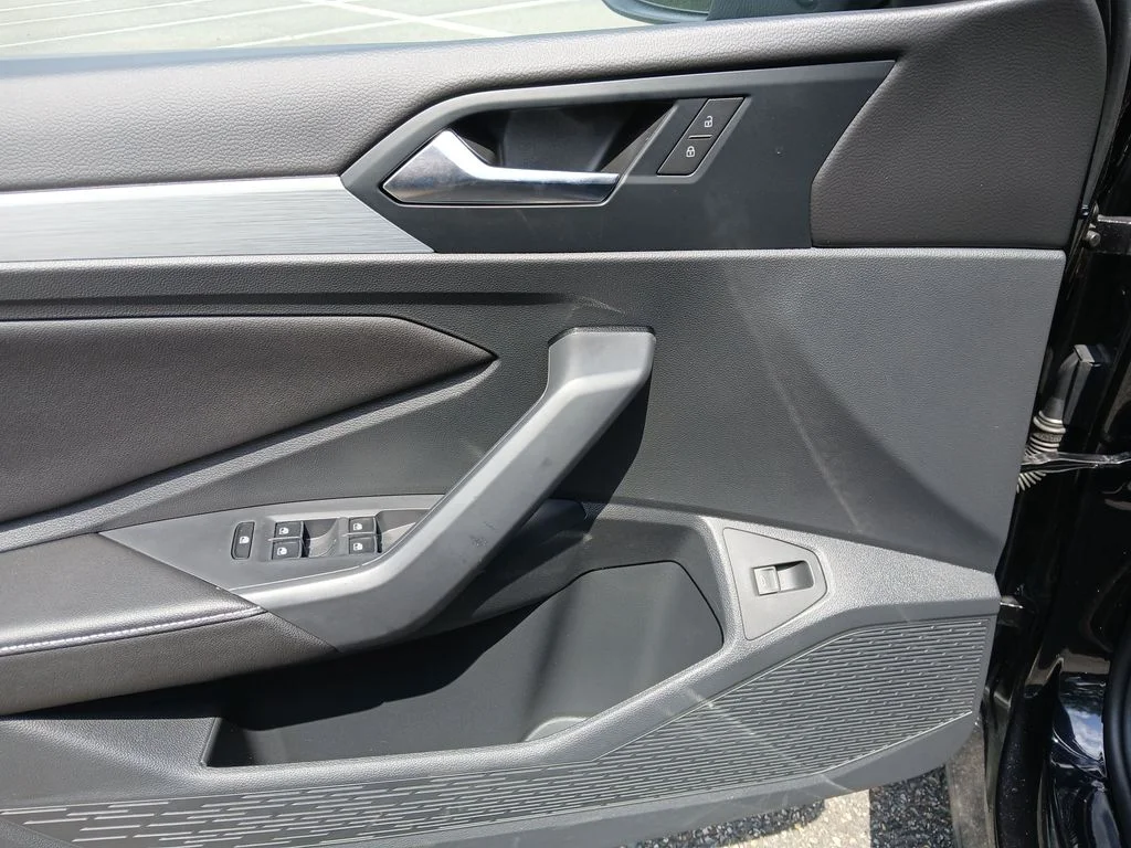 New 2026 Black Volkswagen 1.5T Sport image 11