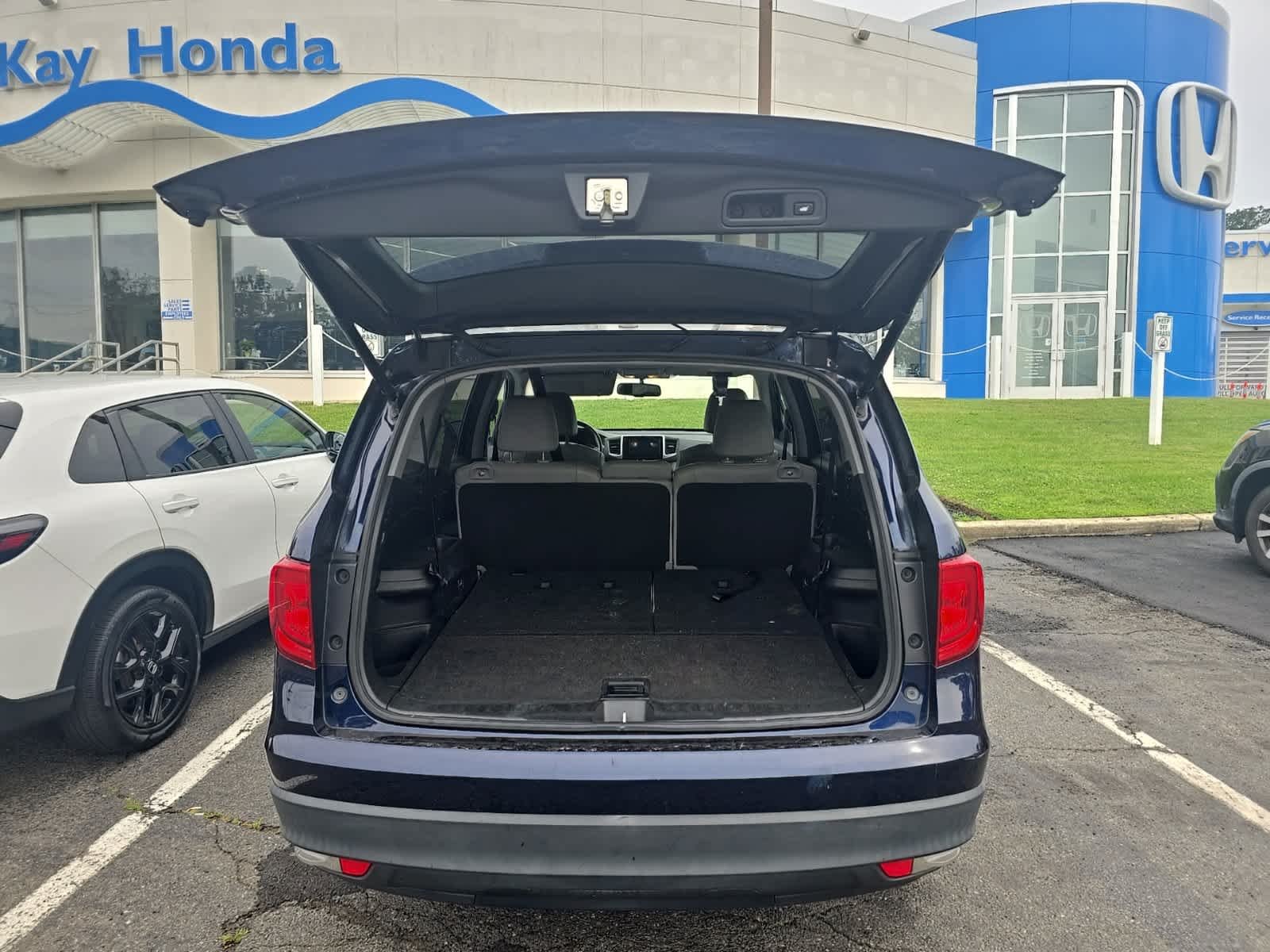 Used 2017 Blue Honda EX-L image 11