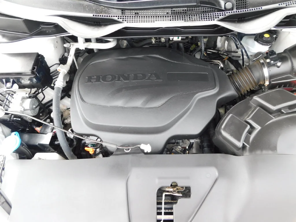 Used 2023 White Honda Elite image 50