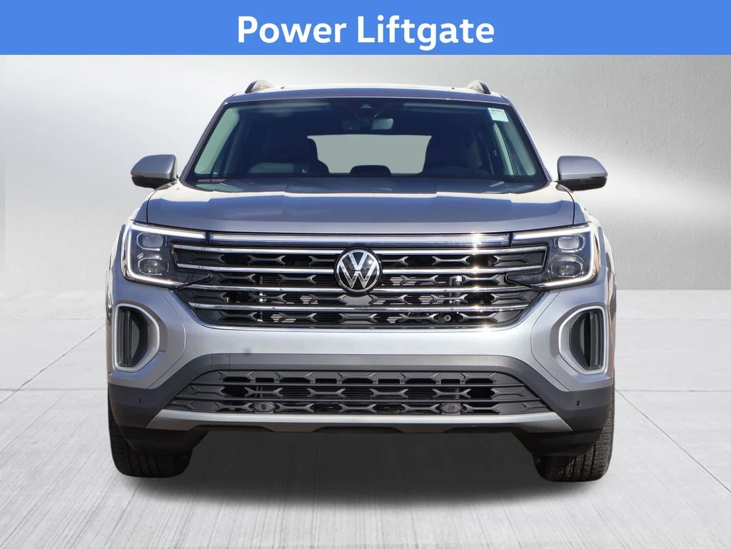 New 2026 Silver Volkswagen 2.0T SE w/Technology image 8