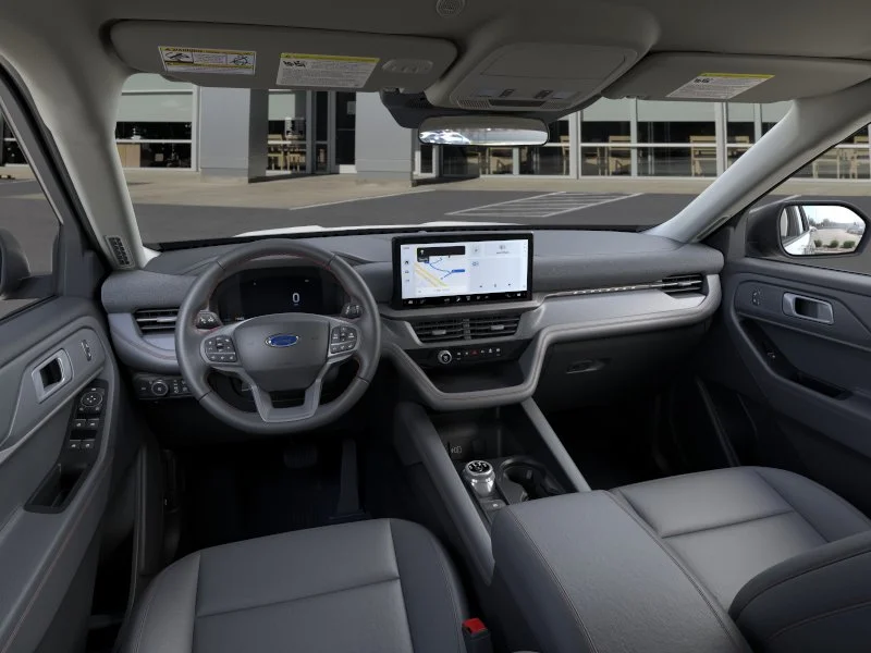 New 2026 Star White Metallic Tri-Coat Ford Active image 9