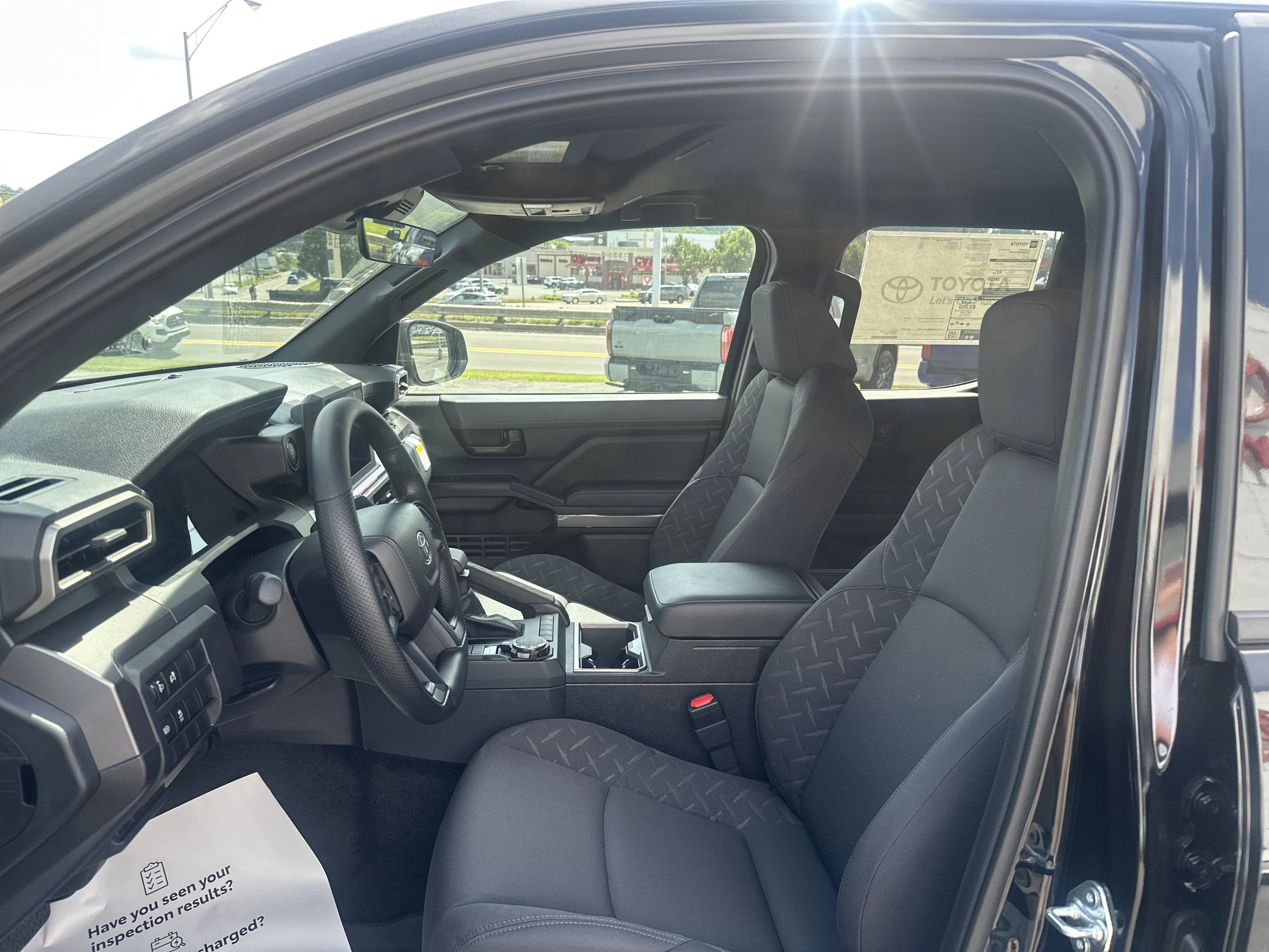 2026 Toyota Tacoma SR5 - Photo 11