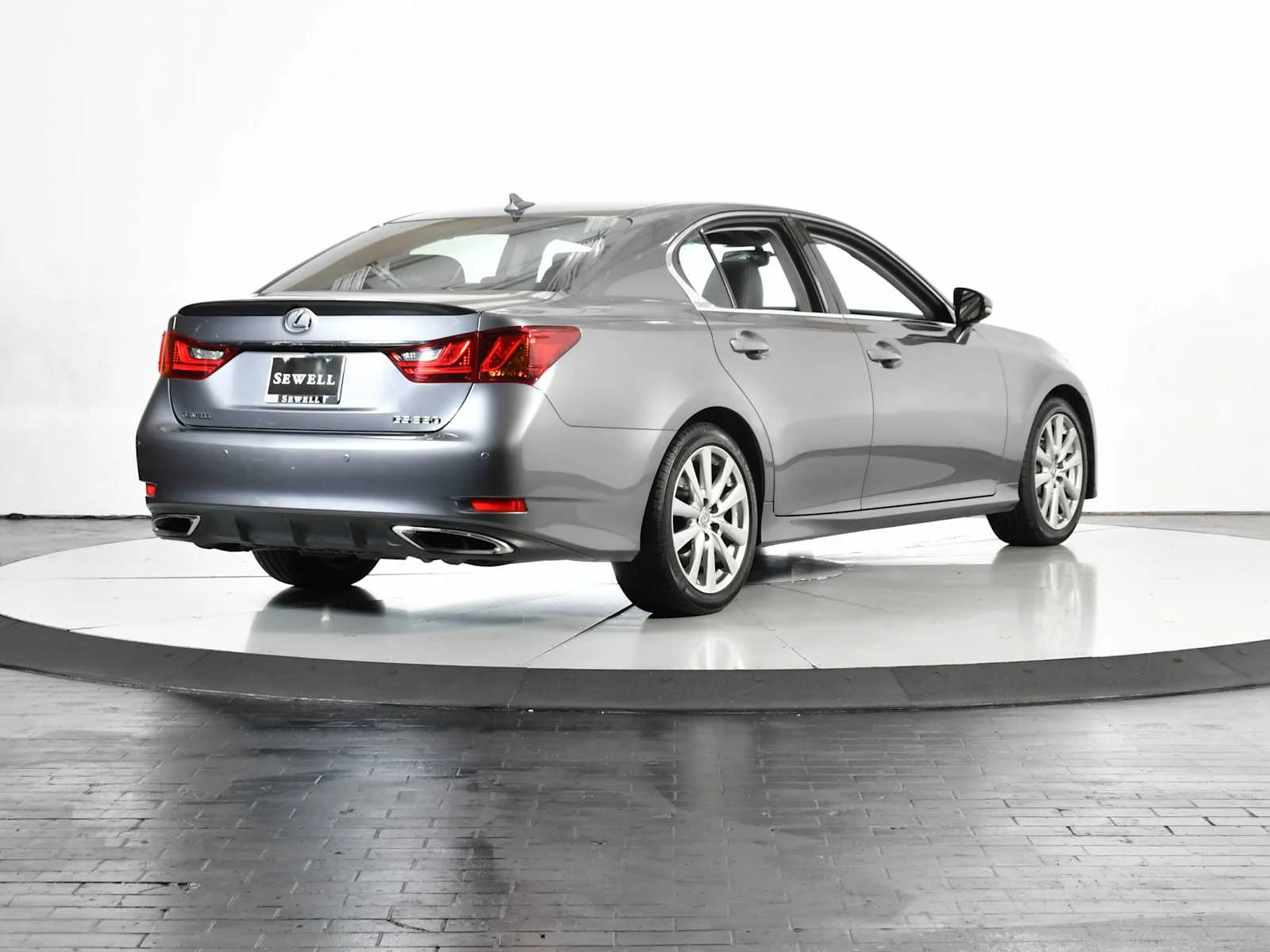 Used 2013 Nebula Gray Pearl Lexus  image 7