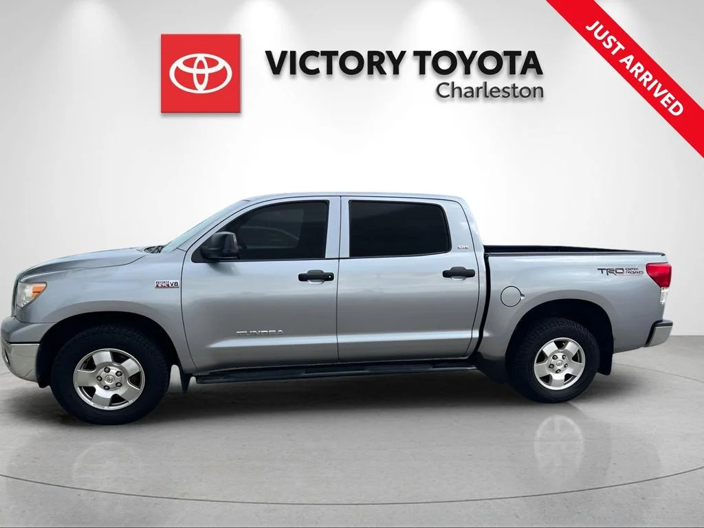 Used 2013 Silver Toyota Grade image 1