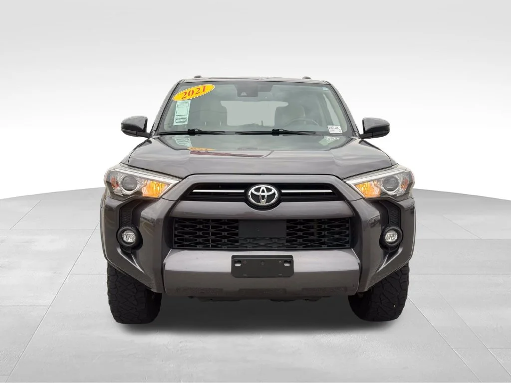 Used 2021 Gray Toyota SR5 image 27