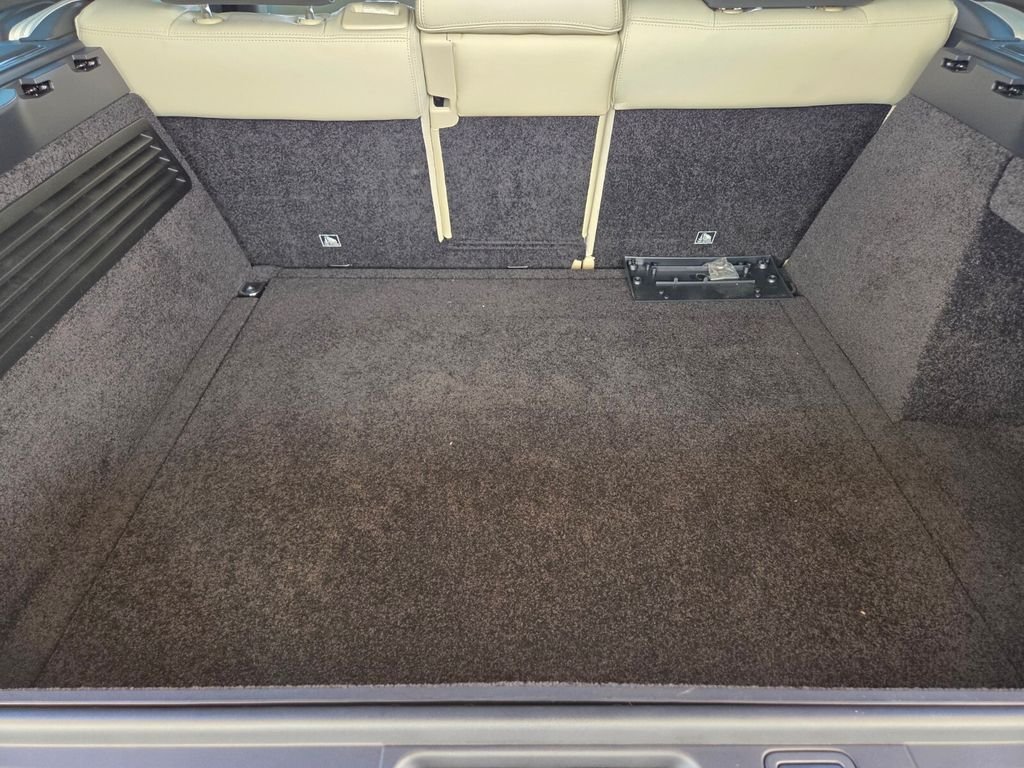 Used 2022  Land Rover Westminster image 33