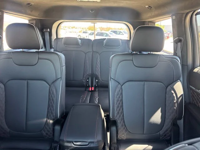 New 2027 White/off-white Jeep Summit image 23