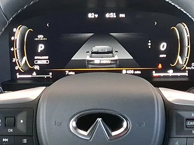 New 2026 2T RAD WHT INFINITI Sport AWD image 13