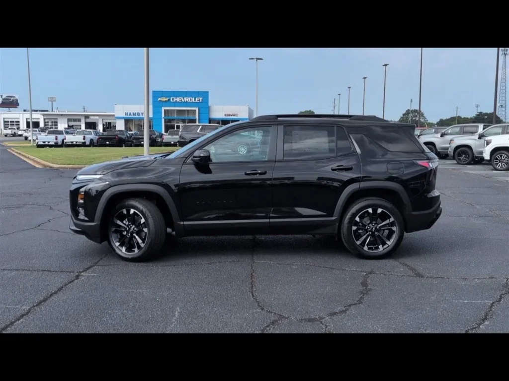 New 2026 Mosaic Black Metallic Chevrolet RS image 29