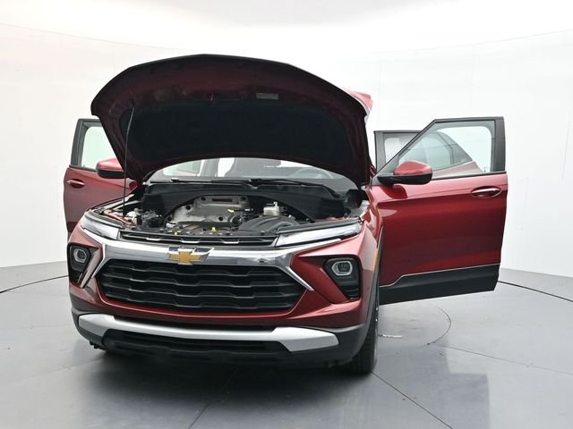 Used 2025 Crimson Chevrolet LT image 34