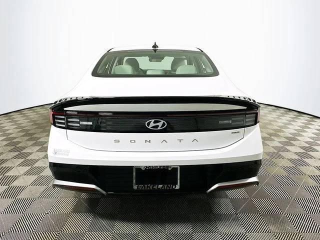 New 2025 Hyundai SONATA HYBRID SEL