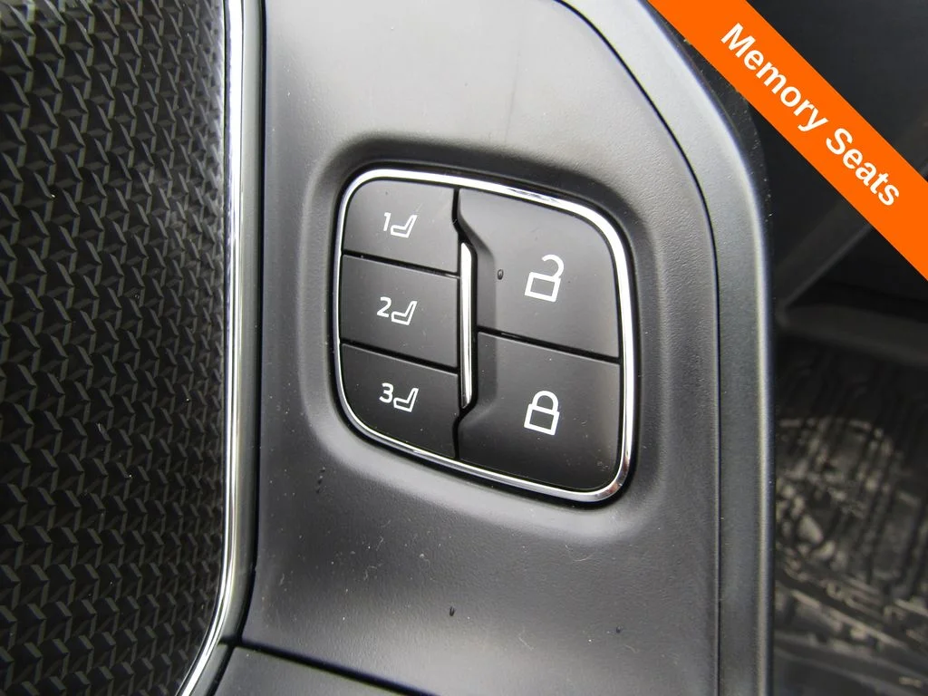 New 2026 Agate Black Metallic Ford Raptor® image 6