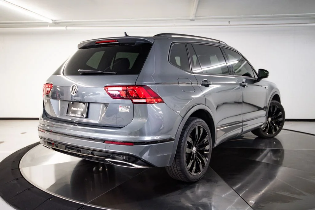 Used 2021 Gray Volkswagen 2.0T SE R-Line Black image 7